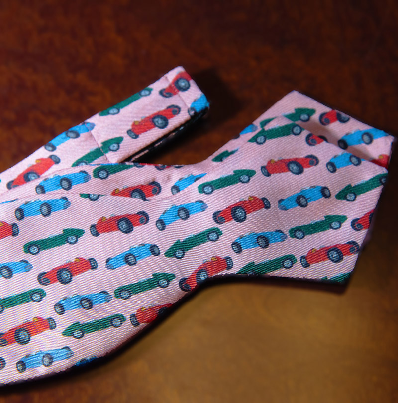 Italian Silk Bowtie In Pink