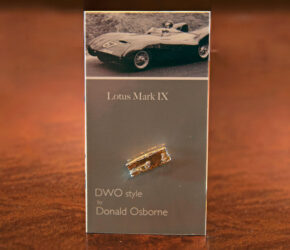 Lotus Mk Ix Lapel Pin